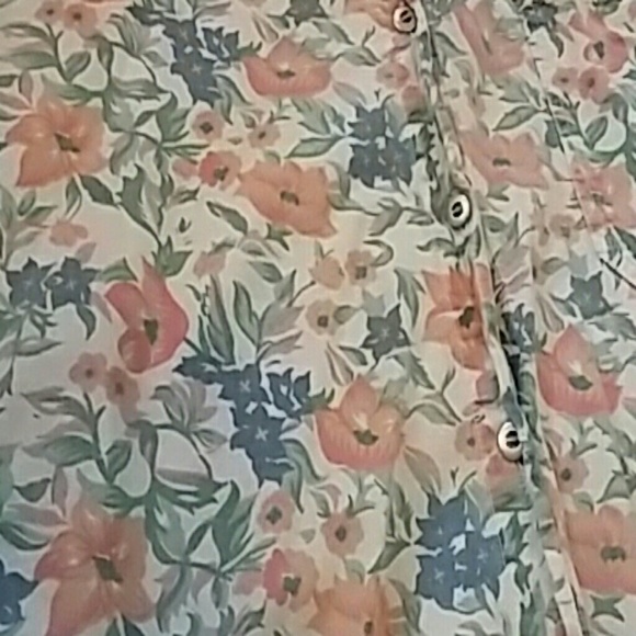 Vintage button-down blouse long sleeves - Picture 2 of 6